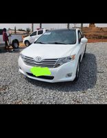 2010 Today Venza extremely clean bodysuper sharp interiorfull optionkeyless entryfull option buy and drive selling at 12m